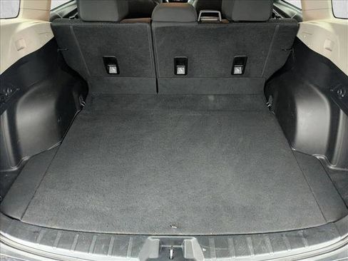 Used 2019 Subaru Forester Premium w/ All-Weather Package image 6