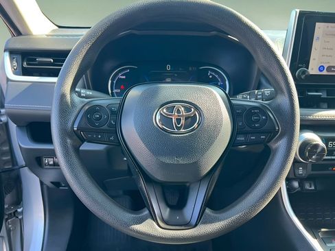 Used 2024 Toyota RAV4 XLE AWD/4WD image 15
