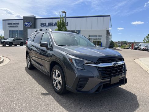 Used 2023 Subaru Ascent Premium w/ Convenience Package AWD/4WD image 6