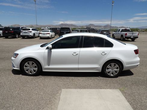 Used 2017 Volkswagen Jetta S FWD image 5