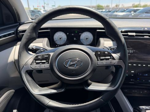 Used 2022 Hyundai Tucson Limited FWD image 9