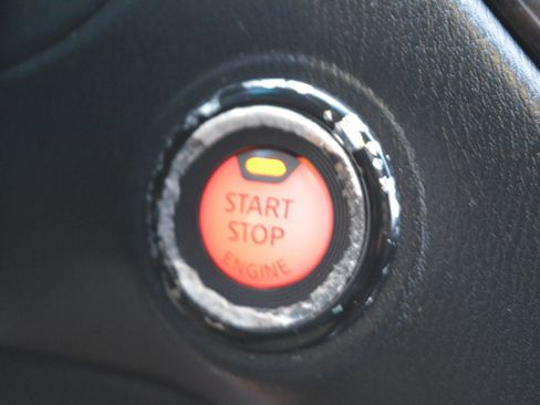 Used 2014 Nissan Pathfinder Platinum image 30