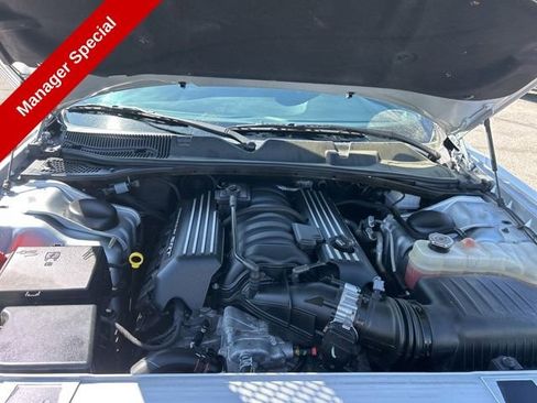 Used 2022 Dodge Challenger R/T Scat Pack w/ Driver Convenience Group RWD image 33