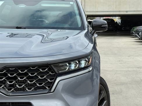 Used 2021 Kia Sorento SX Prestige image 5