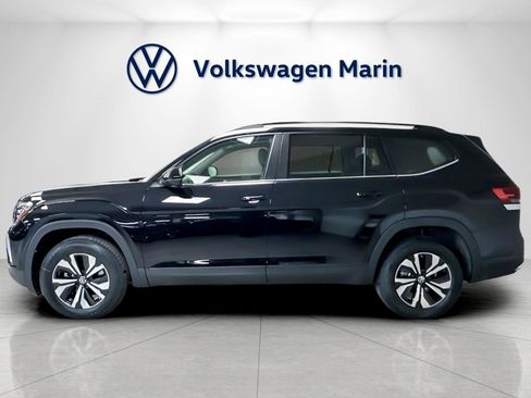 New 2026 Volkswagen Atlas SE image 2