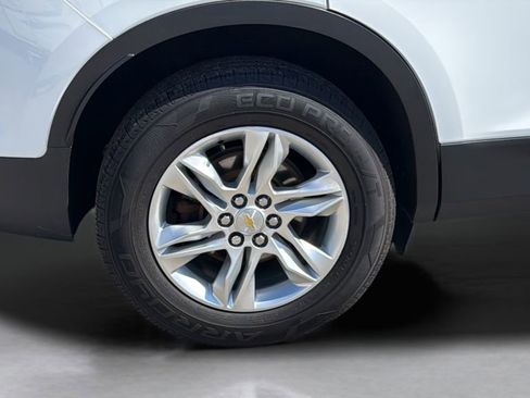 Used 2022 Chevrolet Blazer LT FWD image 25