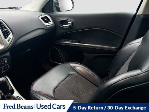 Used 2018 Jeep Compass Latitude w/ Popular Equipment Group image 26