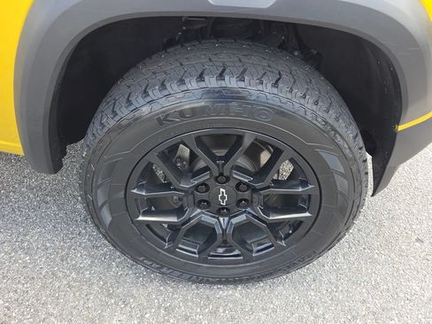 Certified 2023 Chevrolet Colorado Trail Boss w/ LPO, Dark Essentials Package AWD/4WD image 15