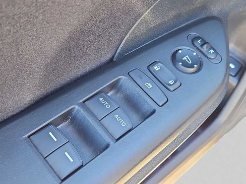 Certified 2019 Honda Insight EX image 14