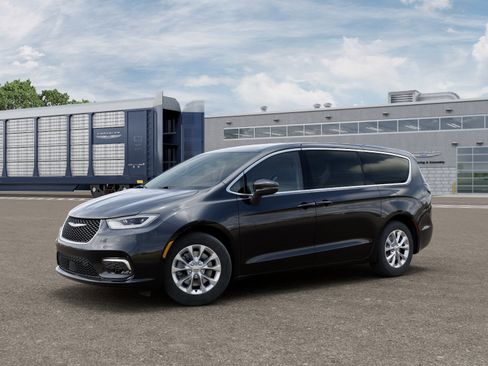 New 2026 Chrysler Pacifica Select image 2