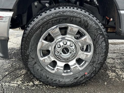 New 2026 Ford F250 Lariat w/ Chrome Package image 9
