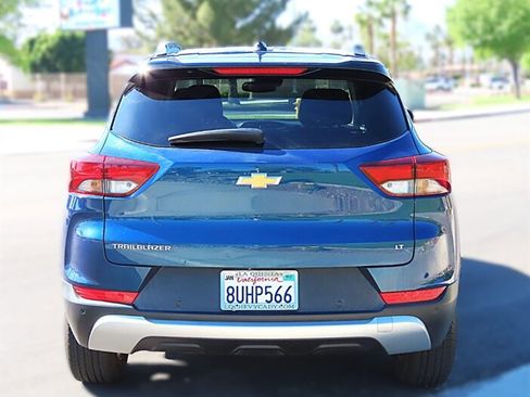 Used 2021 Chevrolet TrailBlazer LT w/ Convenience Package image 5