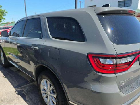 Used 2019 Dodge Durango SXT w/ 3rd Row Seating Group AWD/4WD image 17