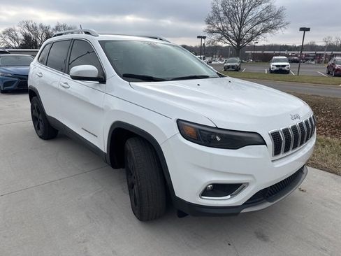 Used 2019 Jeep Cherokee Limited image 4