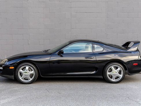 Used 1998 Toyota Supra Turbo RWD image 12
