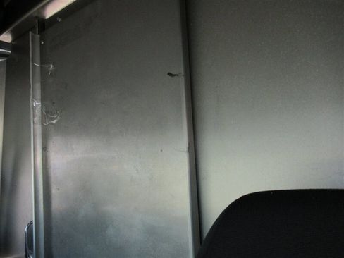 Used 2018 Mercedes-Benz Sprinter 2500 image 24