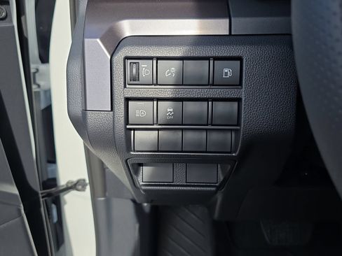 New 2026 Toyota 4Runner SR5 AWD/4WD image 22