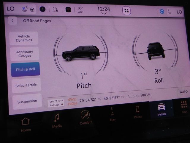 Certified 2023 Jeep Grand Cherokee Overland w/ Luxury Tech Group IV AWD/4WD image 43