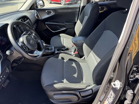 Used 2020 Kia Soul GT-Line w/ GT 2.0L Power Sunroof Package image 9