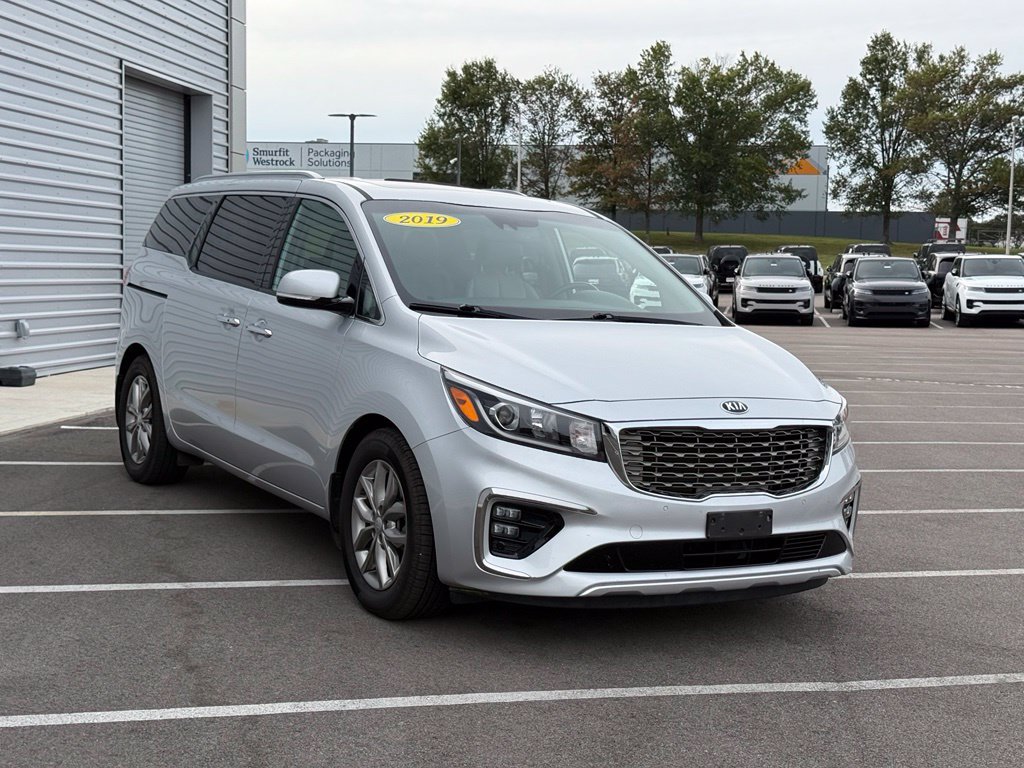 Used 2019 Kia Sedona EX w/ EX Premium Package FWD image 3