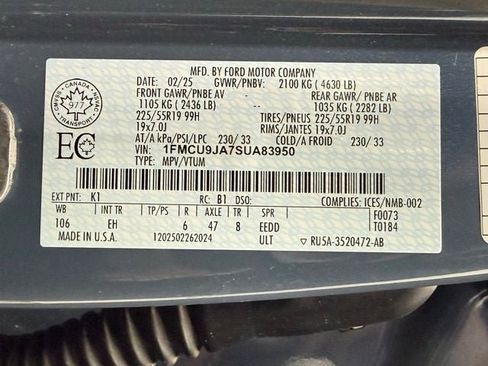 Used 2025 Ford Escape Platinum AWD/4WD image 27