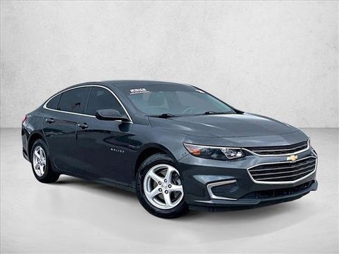 Used 2018 Chevrolet Malibu LS FWD image 12