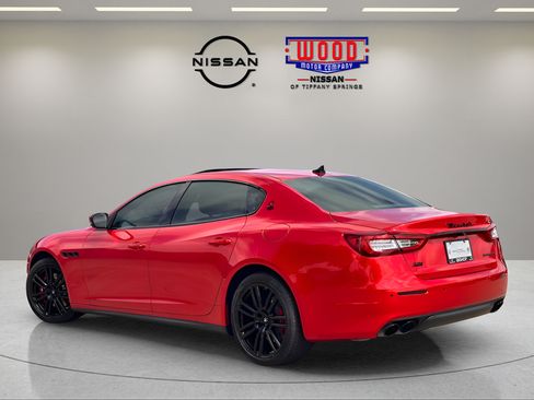 Used 2020 Maserati Quattroporte S Q4 AWD/4WD image 4