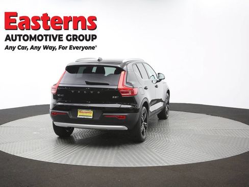 Used 2024 Volvo XC40 B5 Core AWD/4WD image 39