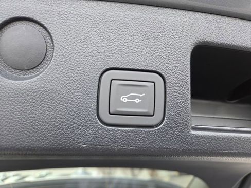 New 2026 Chevrolet Equinox LT w/ Convenience Package II image 17