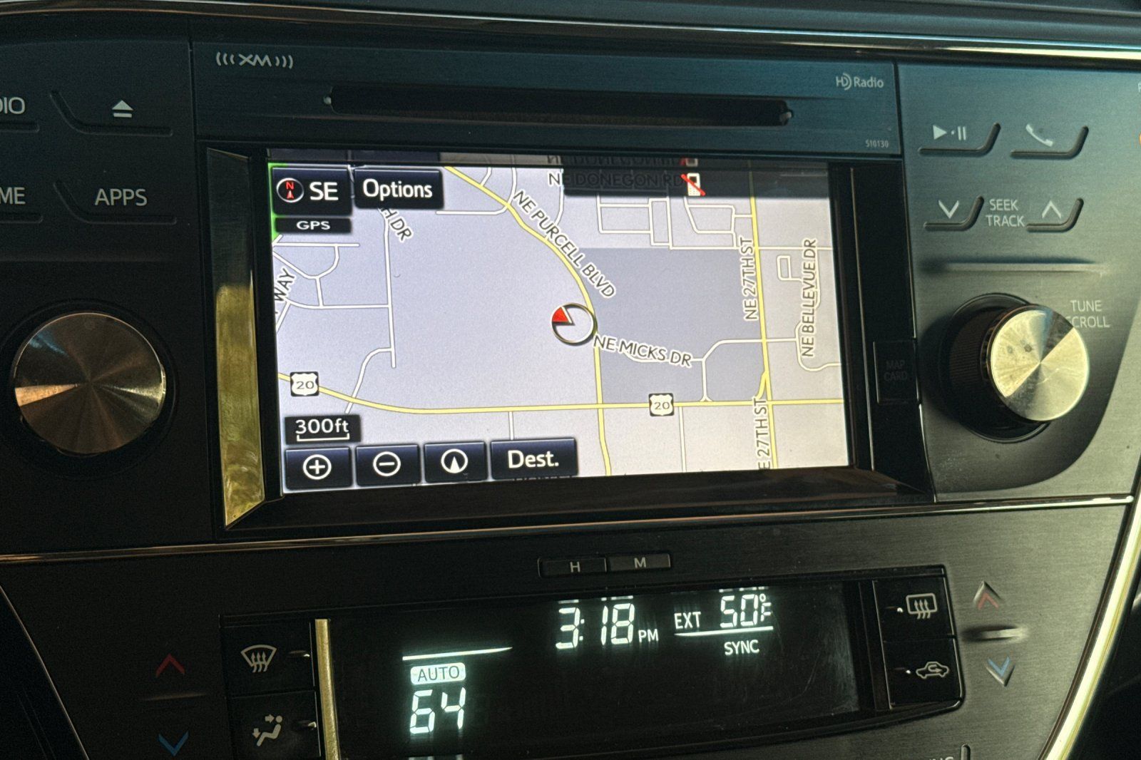 Used 2016 Toyota Avalon Touring FWD image 25
