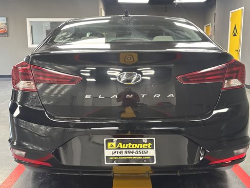 Used 2019 Hyundai Elantra Value Edition image 3
