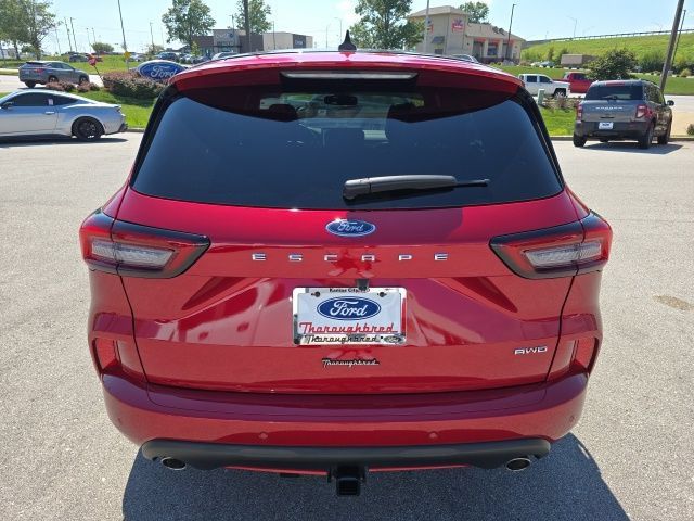 Used 2024 Ford Escape ST-Line Elite w/ Premium Technology Package AWD/4WD image 4
