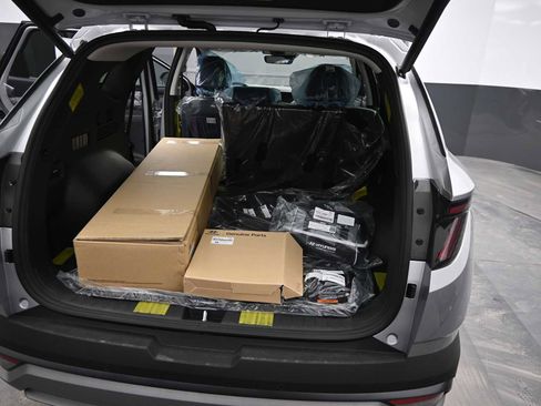 New 2026 Hyundai Tucson Limited image 14