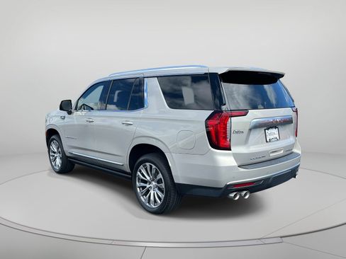 Used 2022 GMC Yukon Denali w/ Denali Ultimate Package AWD/4WD image 6