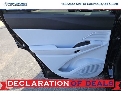 New 2026 Jeep Cherokee Laredo image 15