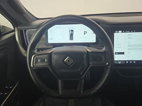 Used 2023 Rivian R1T Launch Edition image 26