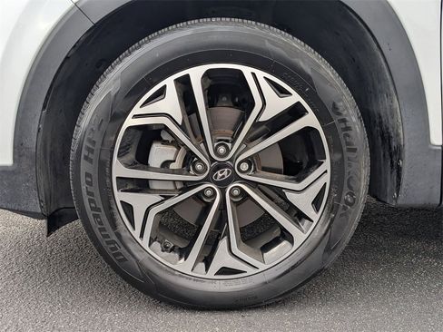 Used 2020 Hyundai Santa Fe Limited image 22