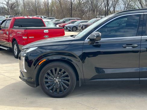 Used 2025 Hyundai Palisade Calligraphy image 7