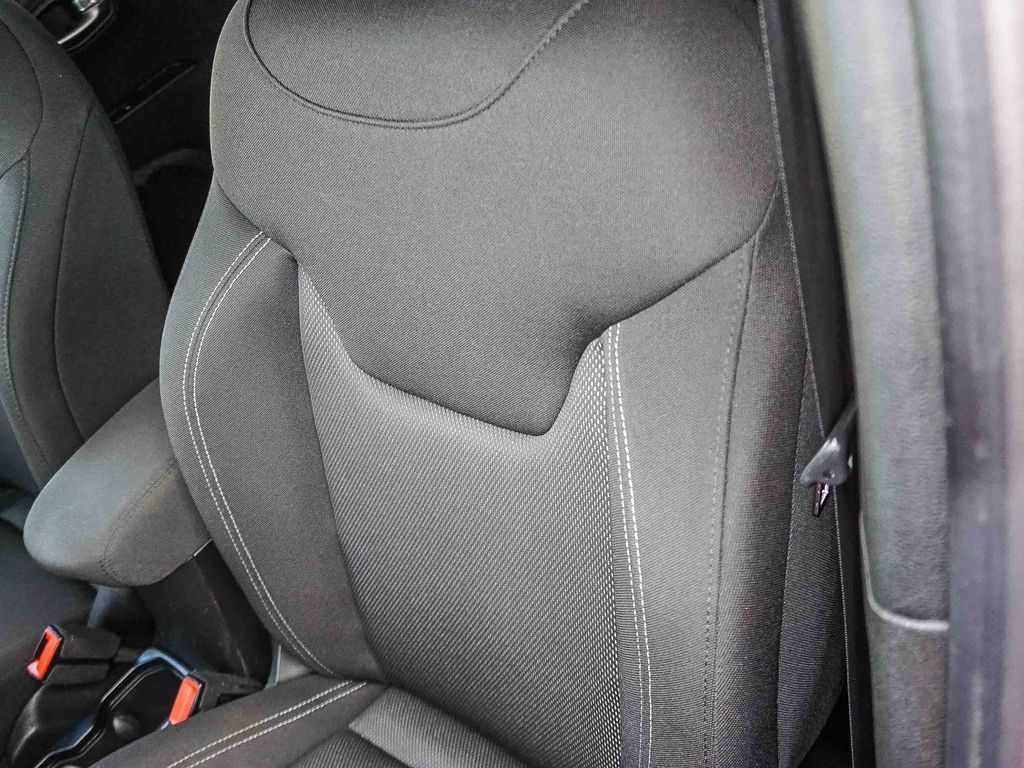 Used 2021 Jeep Renegade Sport AWD/4WD image 21