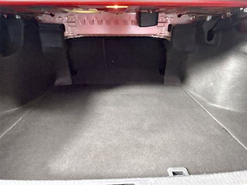 Used 2021 Toyota Camry SE FWD image 31