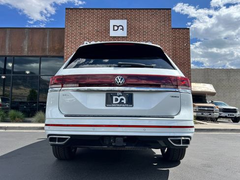 Used 2024 Volkswagen Atlas SEL Premium R-Line AWD/4WD image 5