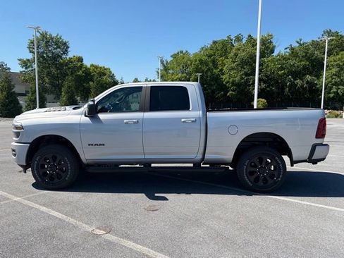 New 2026 RAM 2500 Laramie AWD/4WD image 3