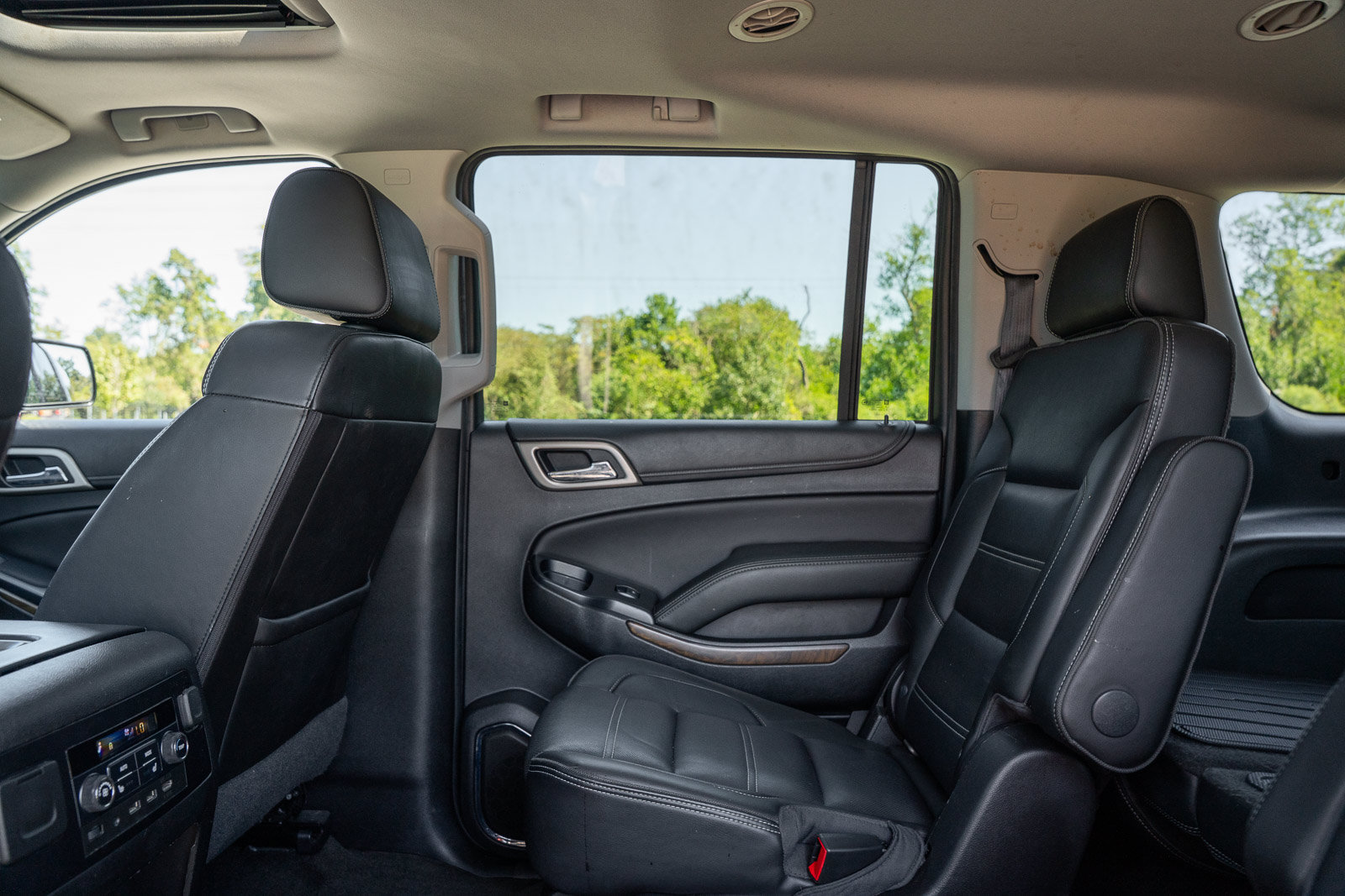 Used 2018 GMC Yukon XL Denali w/ Open Road Package AWD/4WD image 26