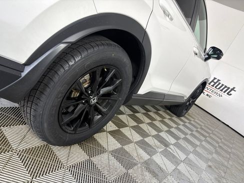 Used 2025 Honda CR-V Sport-L image 31