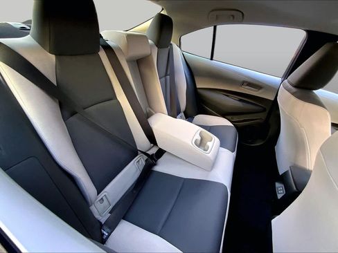 Used 2026 Toyota Corolla LE FWD image 18