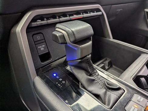 Used 2023 Toyota Tundra Limited image 13