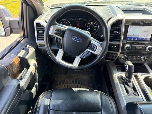 Used 2019 Ford F150 Lariat w/ Equipment Group 502A Luxury AWD/4WD image 19