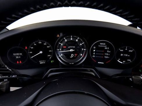 Used 2023 Porsche 911 Carrera GTS w/ Premium Package image 32