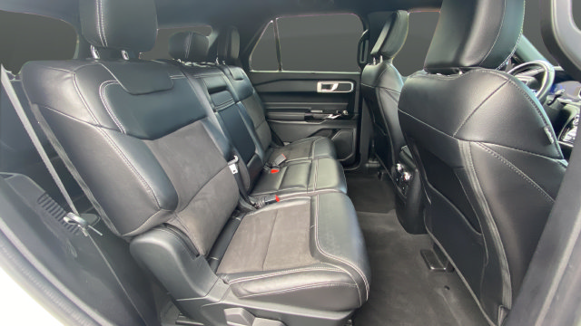 Used 2022 Ford Explorer ST w/ ST High-Performance Pack AWD/4WD image 24