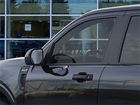 New 2025 Ford Maverick XLT w/ XLT Luxury Package image 39